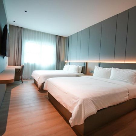 The Inn Bintulu Exterior foto