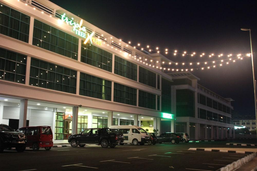 The Inn Bintulu Exterior foto