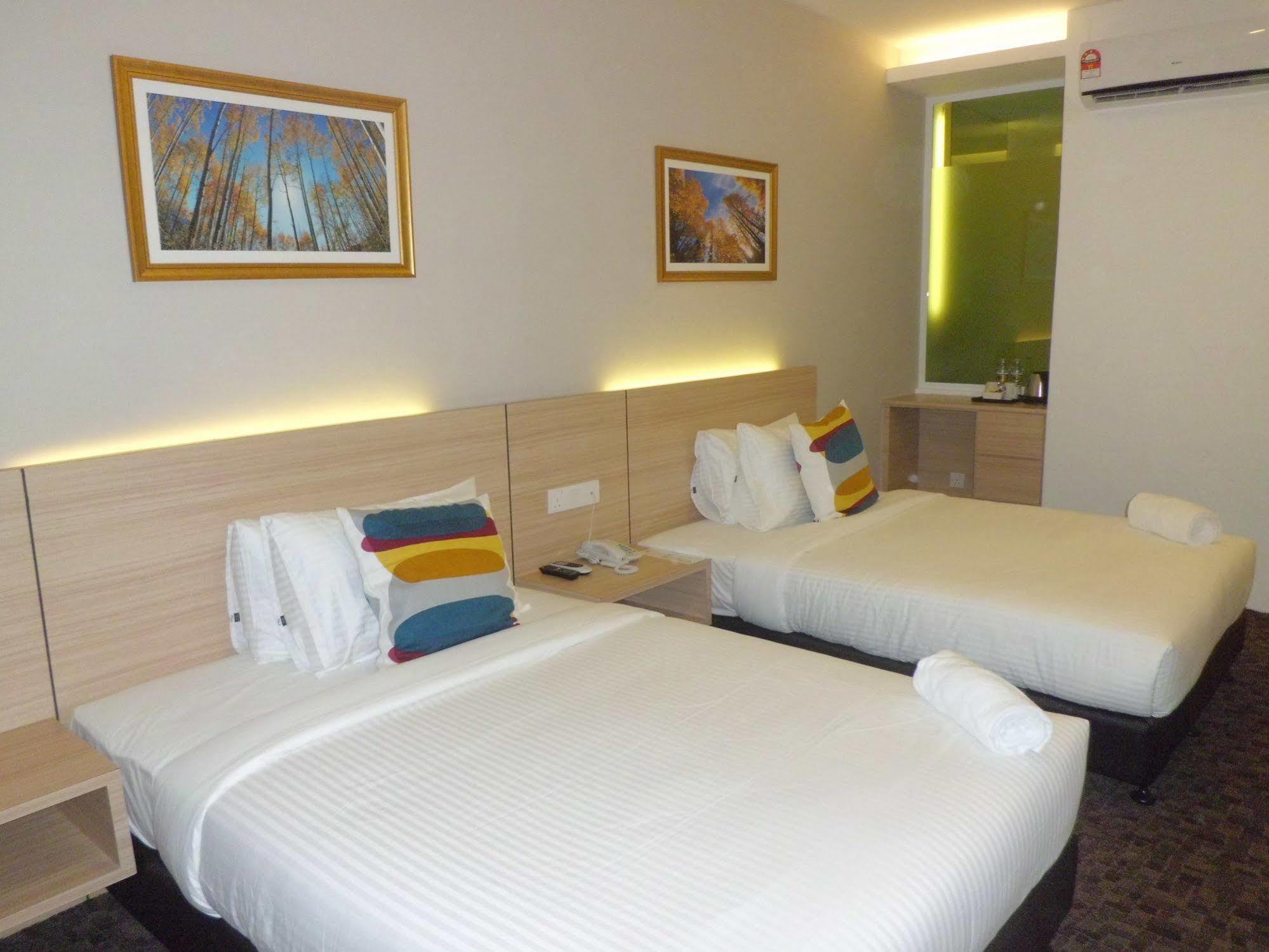 The Inn Bintulu Exterior foto